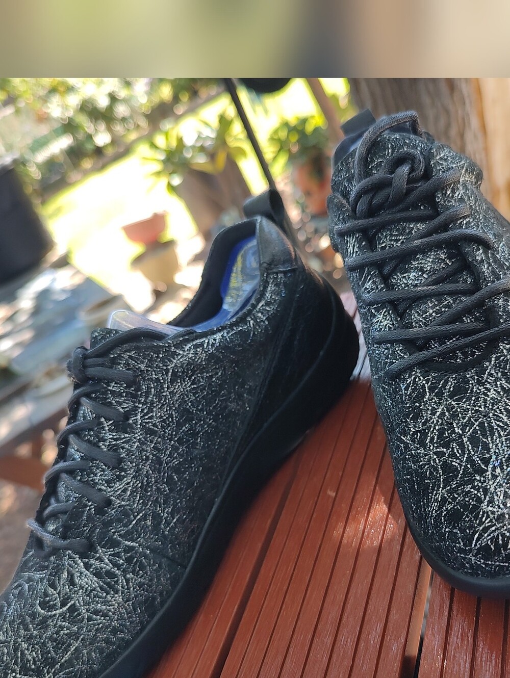 Klogs Womens Black Knit Sneakers with Silver Threading